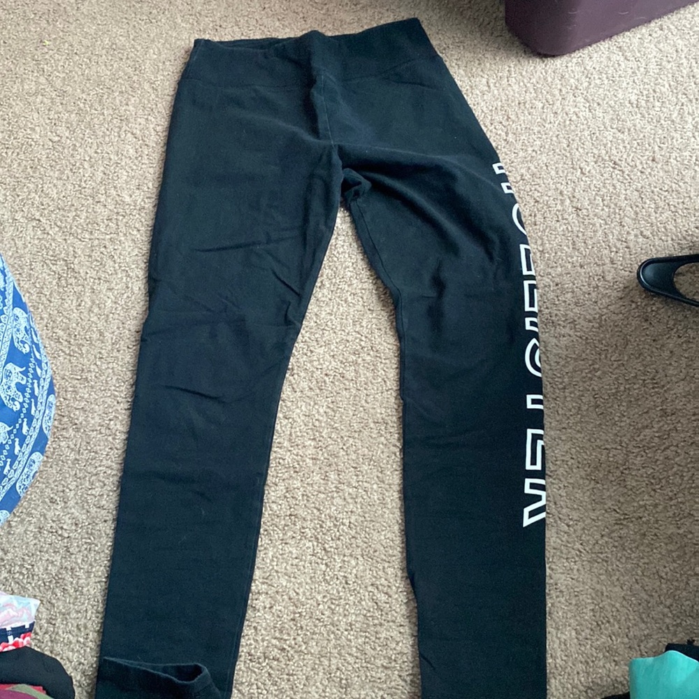 Black Hollister Leggings!